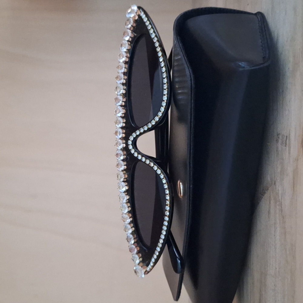 Black Rhinestone Cat-Eye Sunglasses